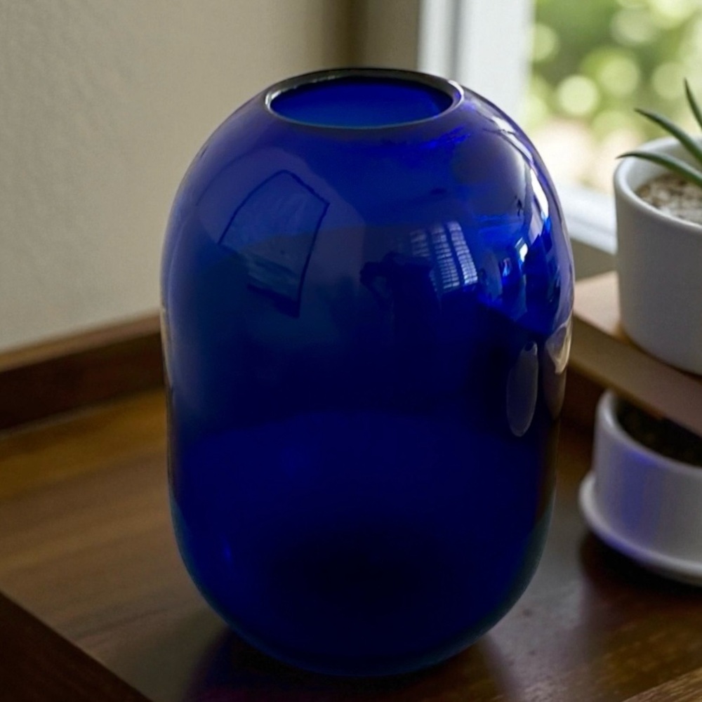 Blenko Don Shepherd Sapphire Blue Pill Vase 8016 Art Glass Approx 11” to 11.25” - Picture 2 of 16